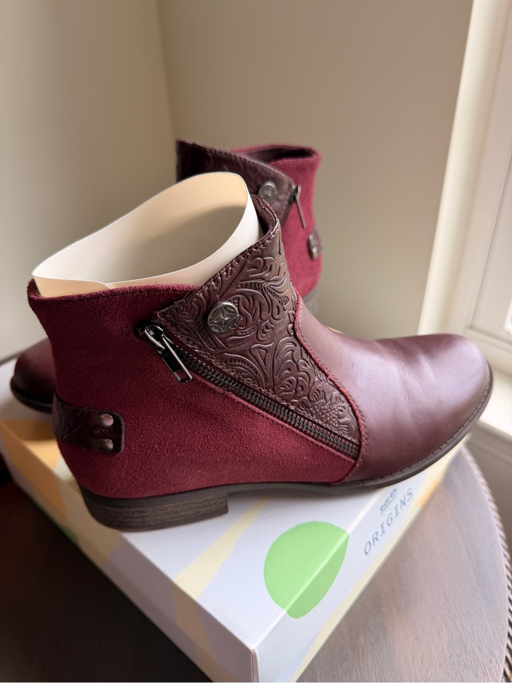 Earth Origins Navigate Noah Leather & Suede Ankle Boots Size 9 Very Good Cond. - Picture 7 of 14